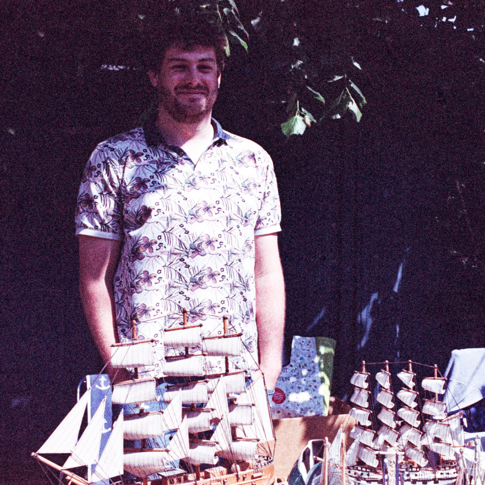 image: This is ‘brocante (xiii) 2’.