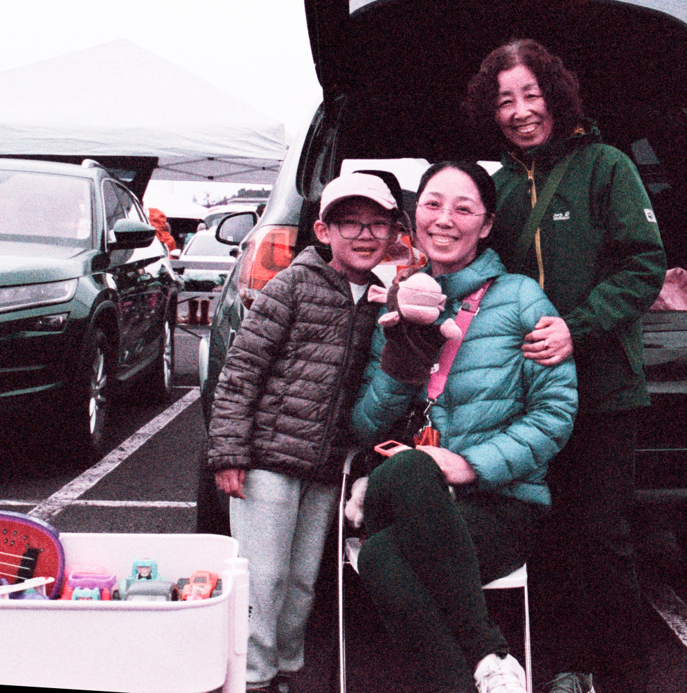 image: This is ‘car boot (xiv) 3’.
