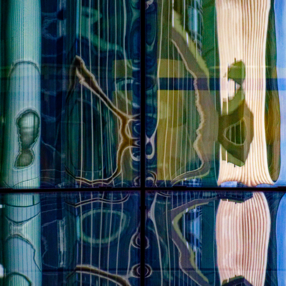image: This is ‘la défense (lxxxi) 3’.