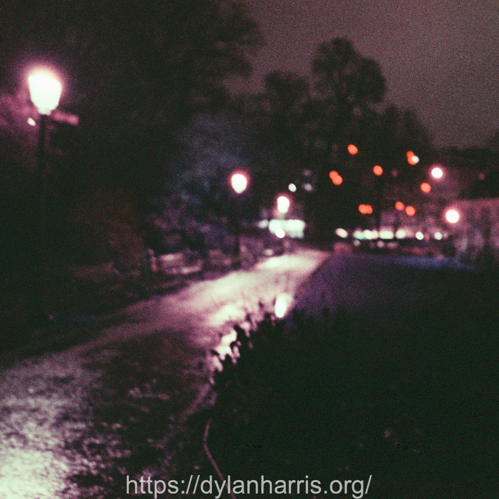 image: This is ‘christmas lights (i) 2’.