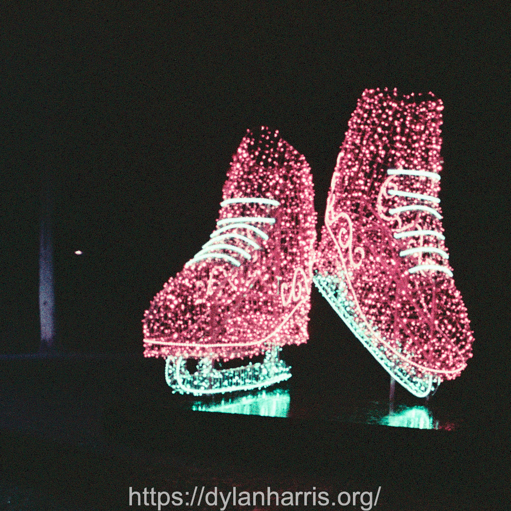 image: This is ‘christmas lights (iii) 1’.