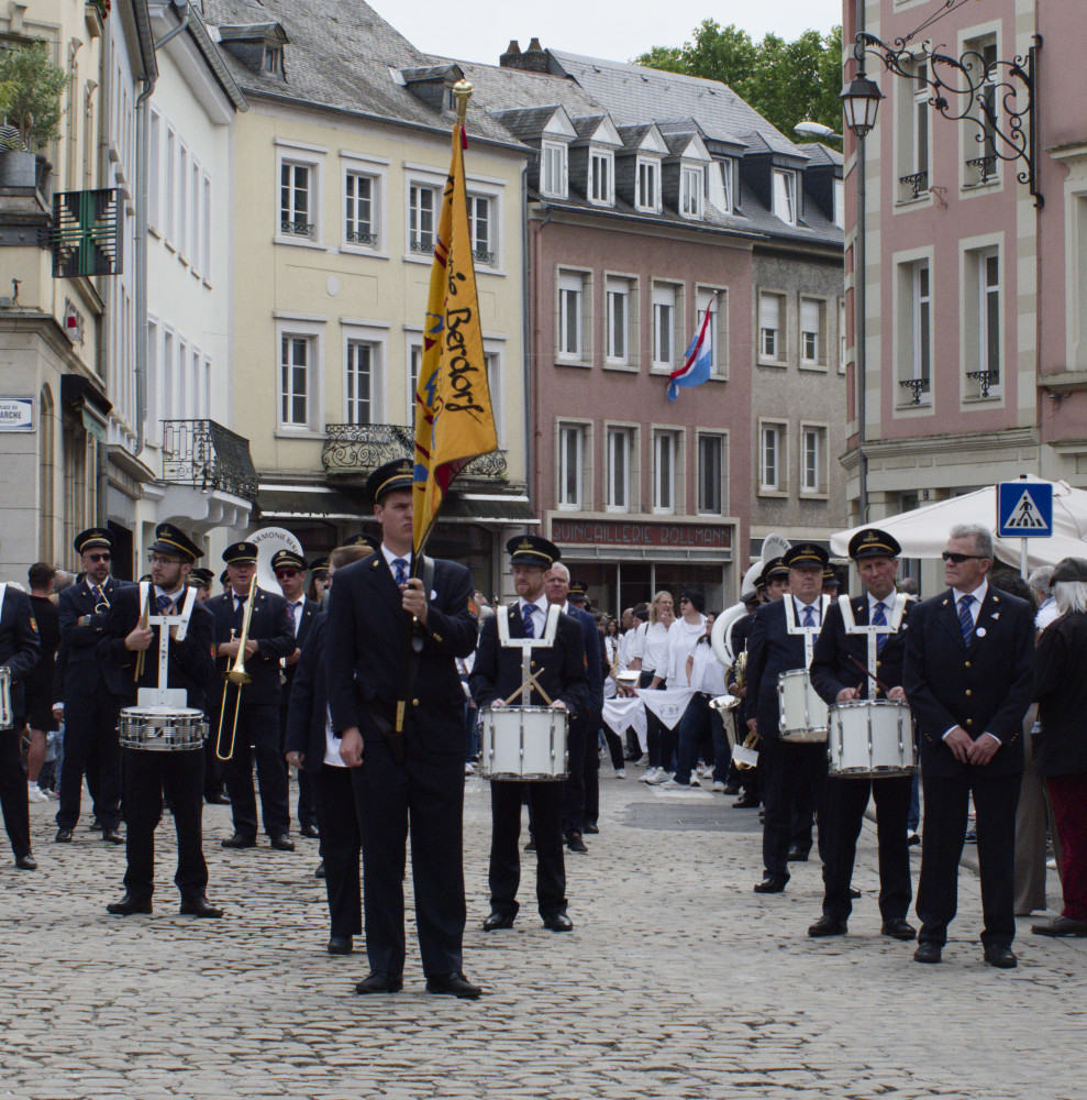 image: This is ‘echternach (iii) 2’.