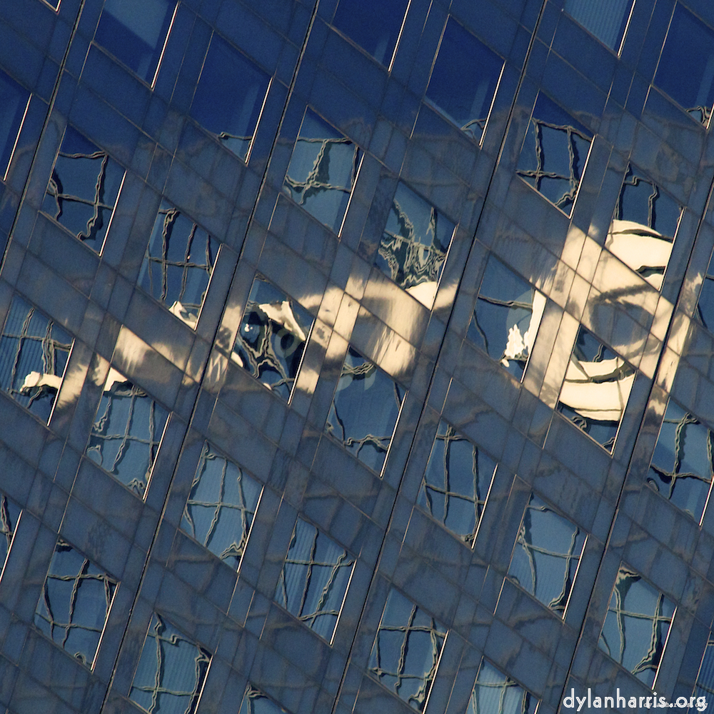 image: This is ‘la défense (vii) 3’.