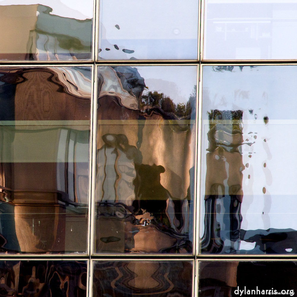 Image 'la défense (x) 3'.