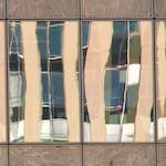 Eighth image from the photoset 'la défense (x)'.