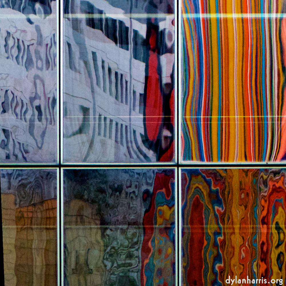 image: This is ‘la défense (lv) 4’.