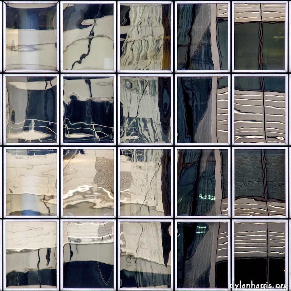 Image 'la défense (xi) 4'.