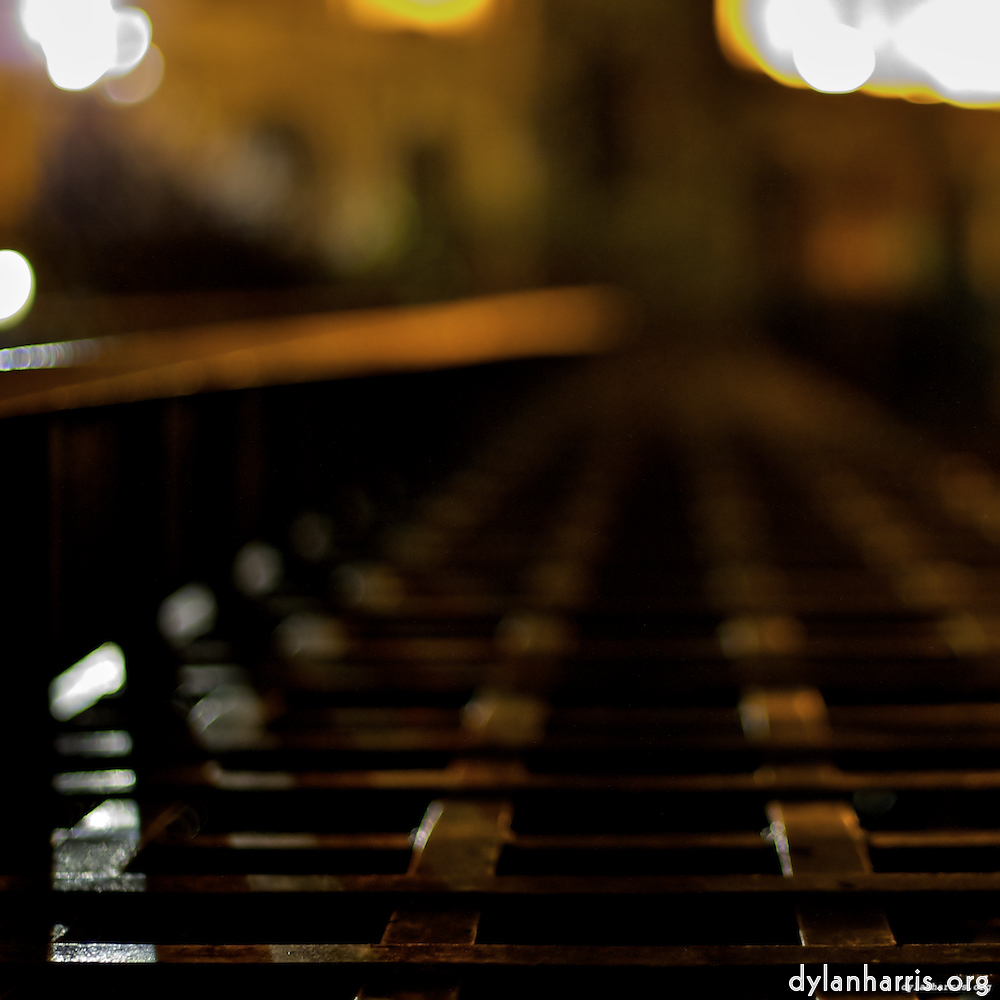 Image 'nuit (v) 4'.
