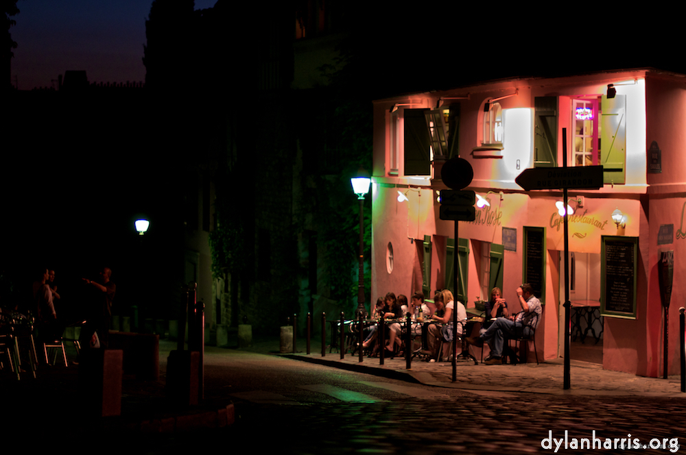 image: montmartre restaurant