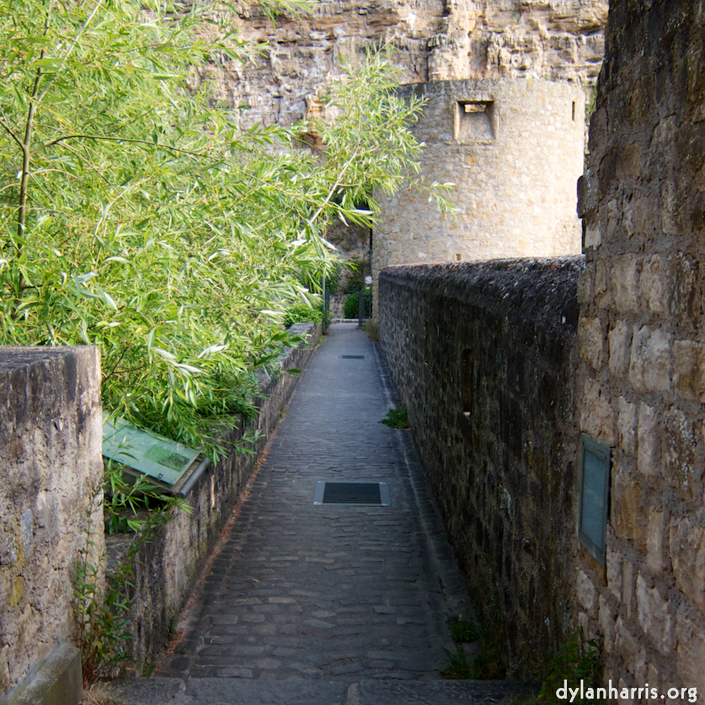 Image: Image 'way to work (i) 4'.