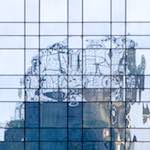Image: Second image from the photoset 'la défense (xxx)'.