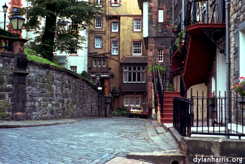 image: This is ‘edinburgh 19’.