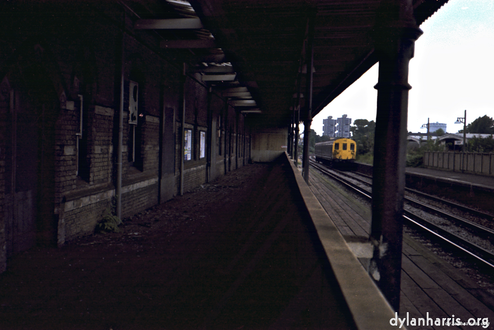 Image: Image 'rail 14'.
