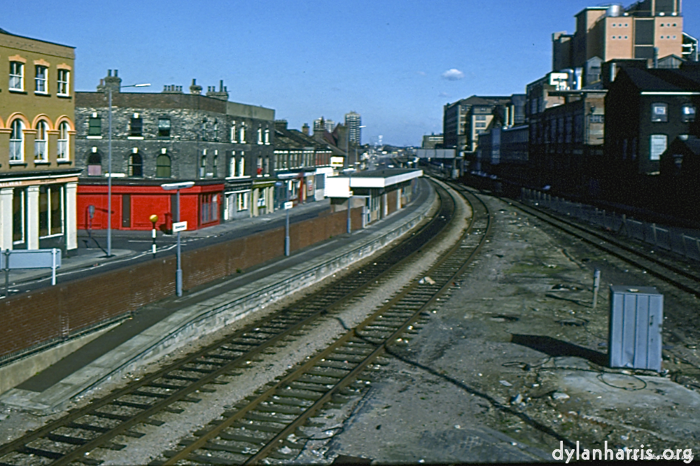 Image: Image 'rail 7'.