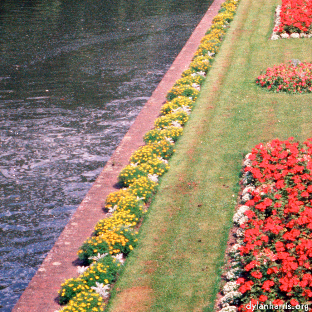 Image 'river beds. 2'.