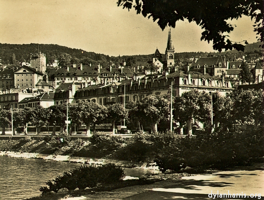 image: Postcard [[ L. Perrier Promenade. ]]