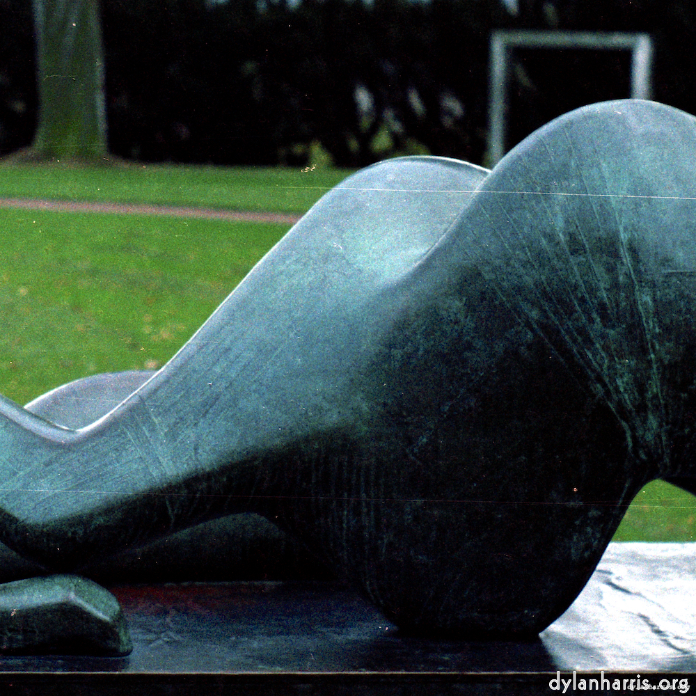 Image 'sculpture (i) 8'.