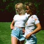 Image: Second image from the photoset 'lisa & sue (i)'.
